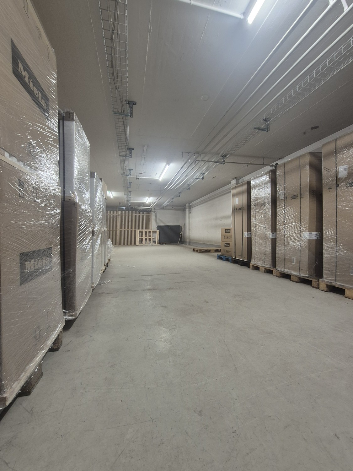 84m² cellar compartment