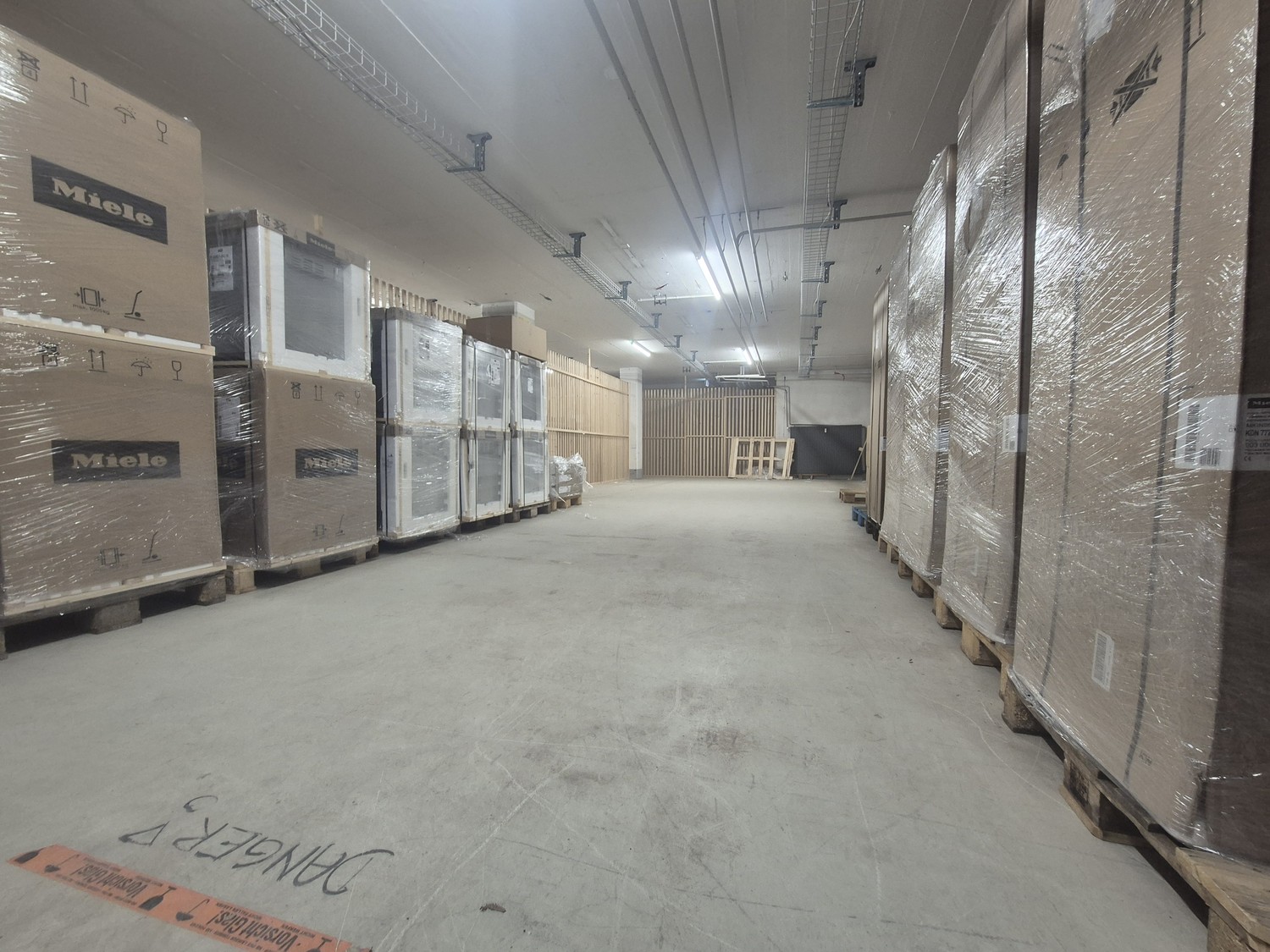 84m² cellar compartment