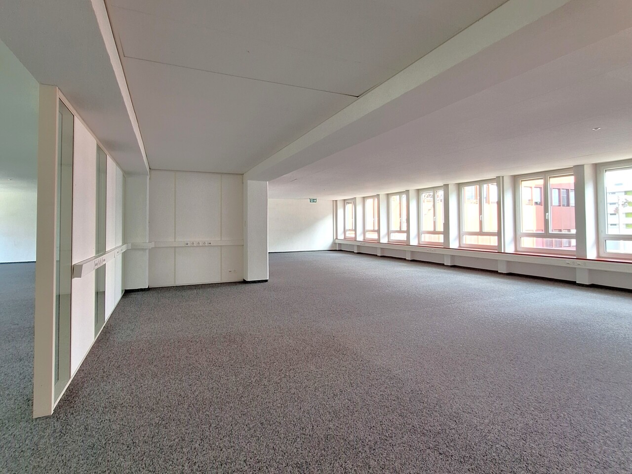 21m² office