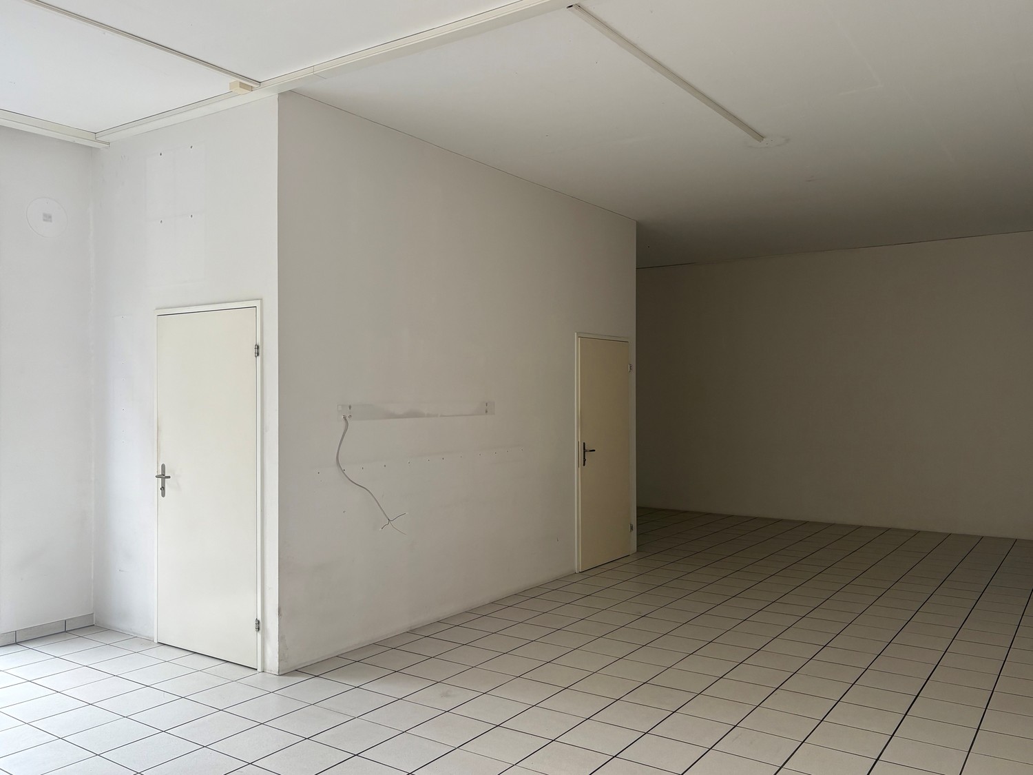Magasin de 120m²
