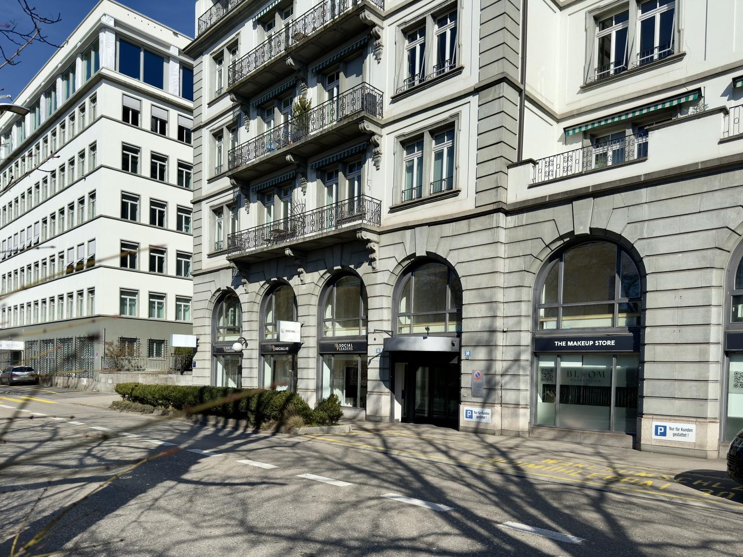 354m² commercial