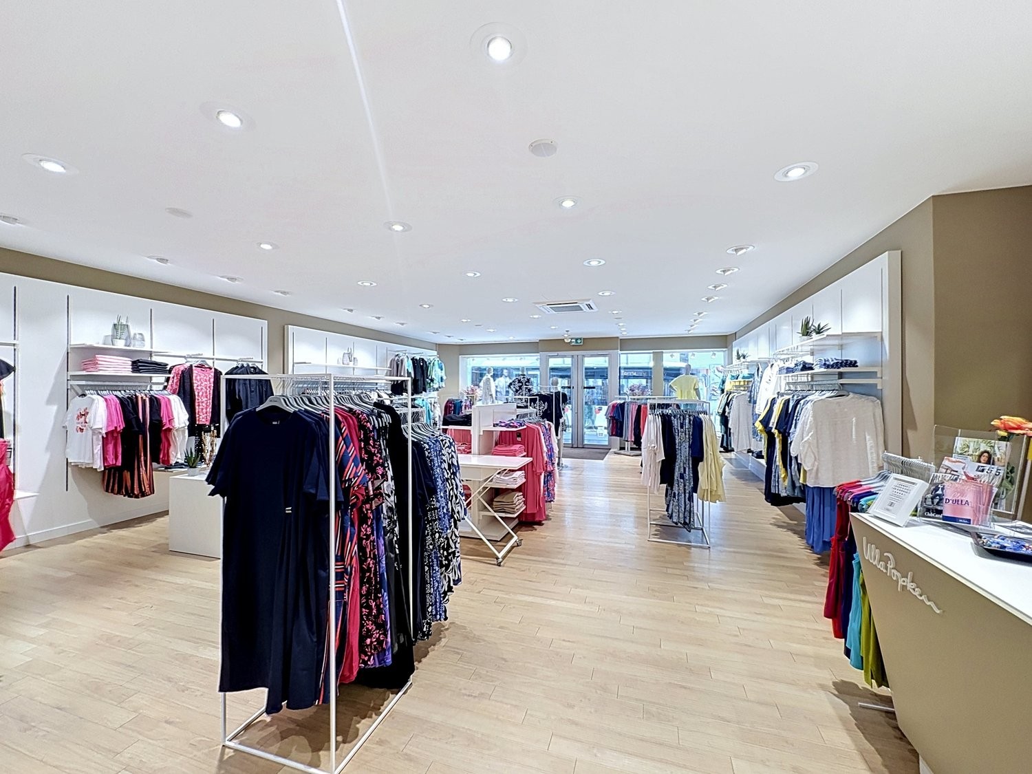 332m² Laden