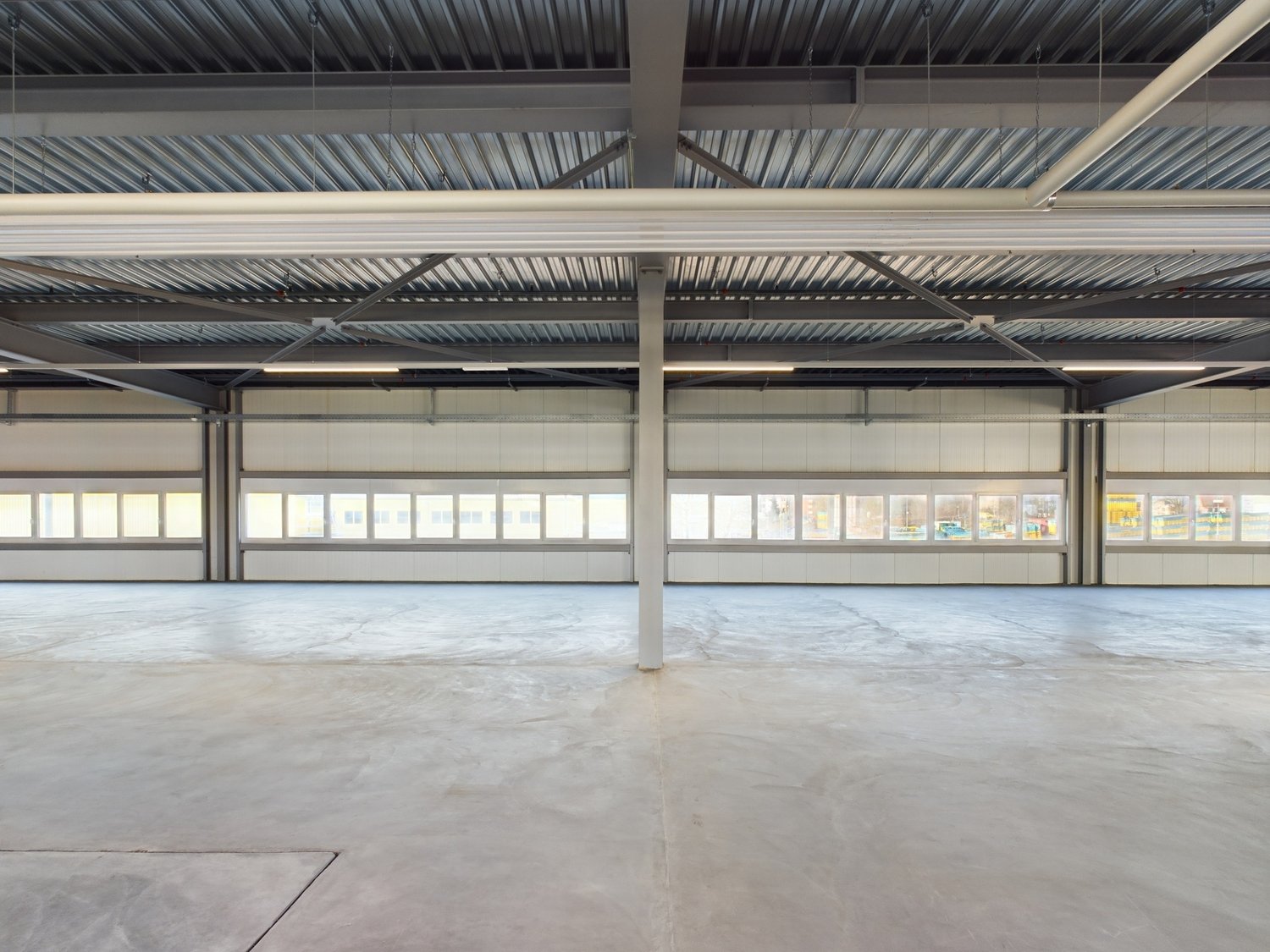 1940m² storage room, photo 5 of 10