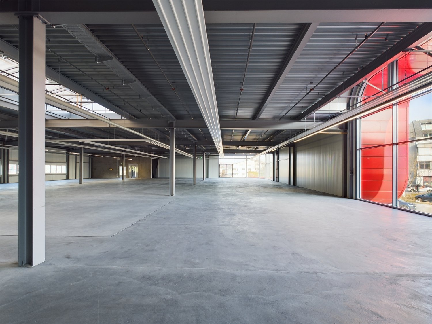 1940m² storage room, photo 6 of 10