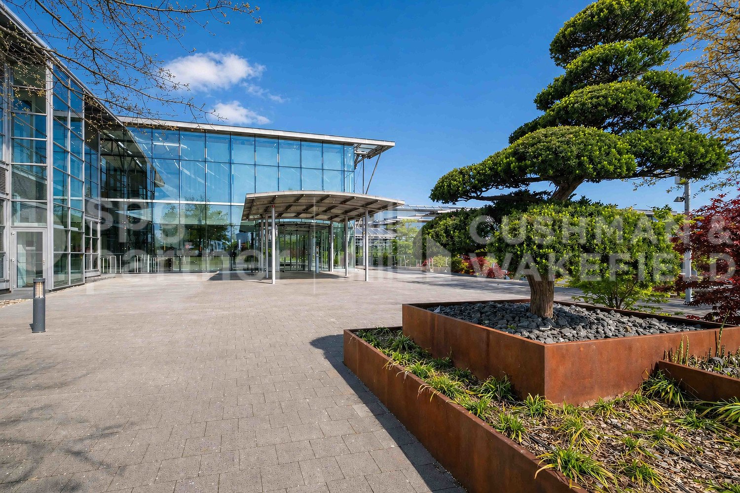 600m² Büro