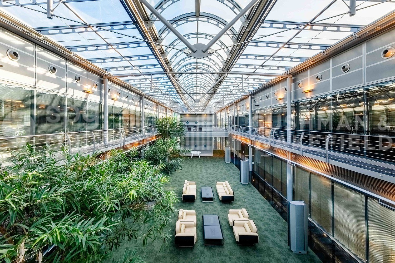 600m² Büro
