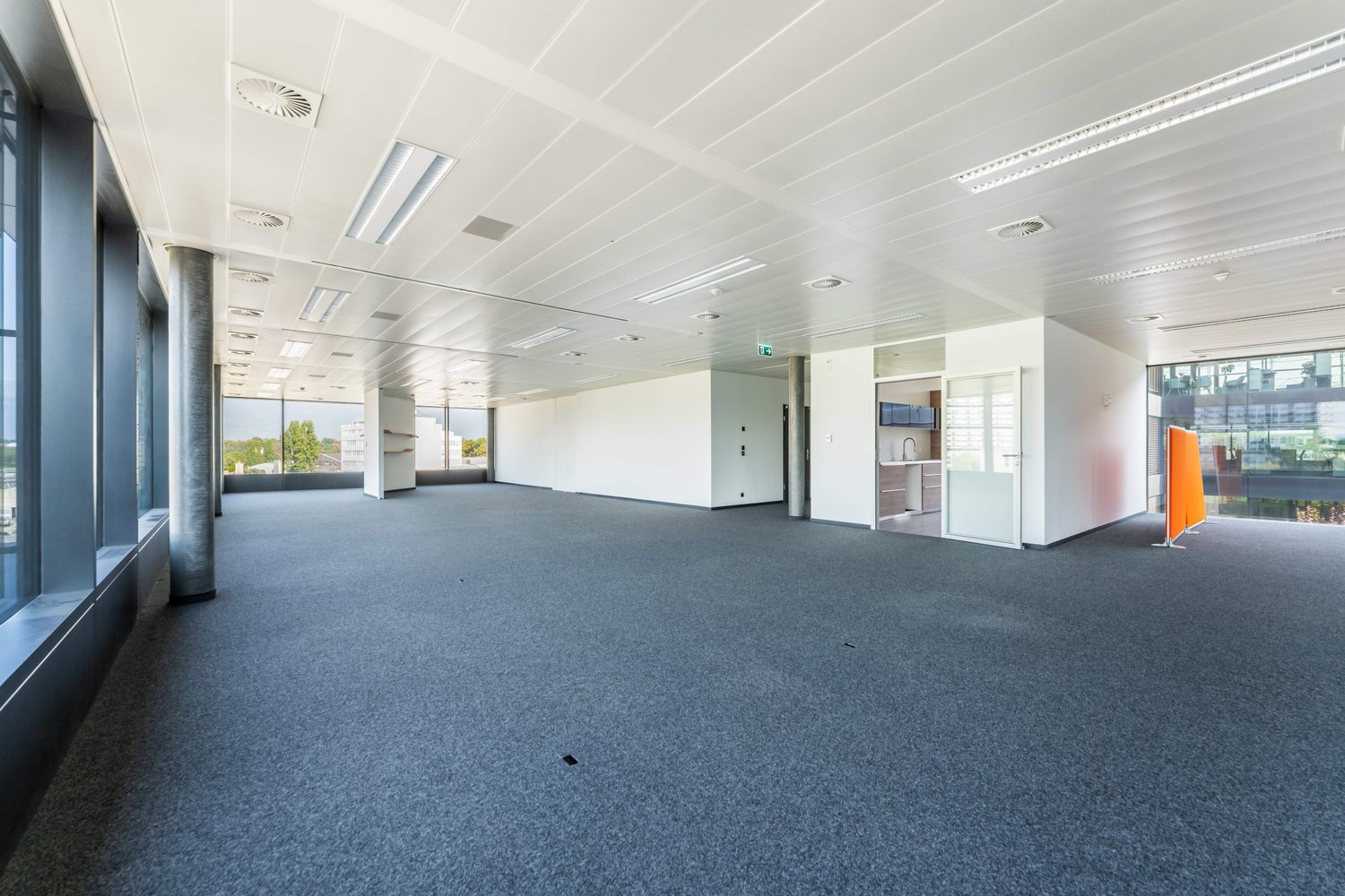 680m² Büro, Foto 7 von 7