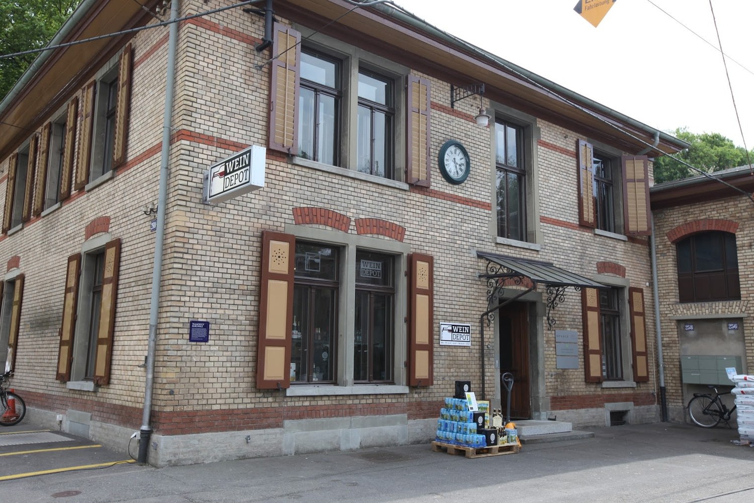 22m² office