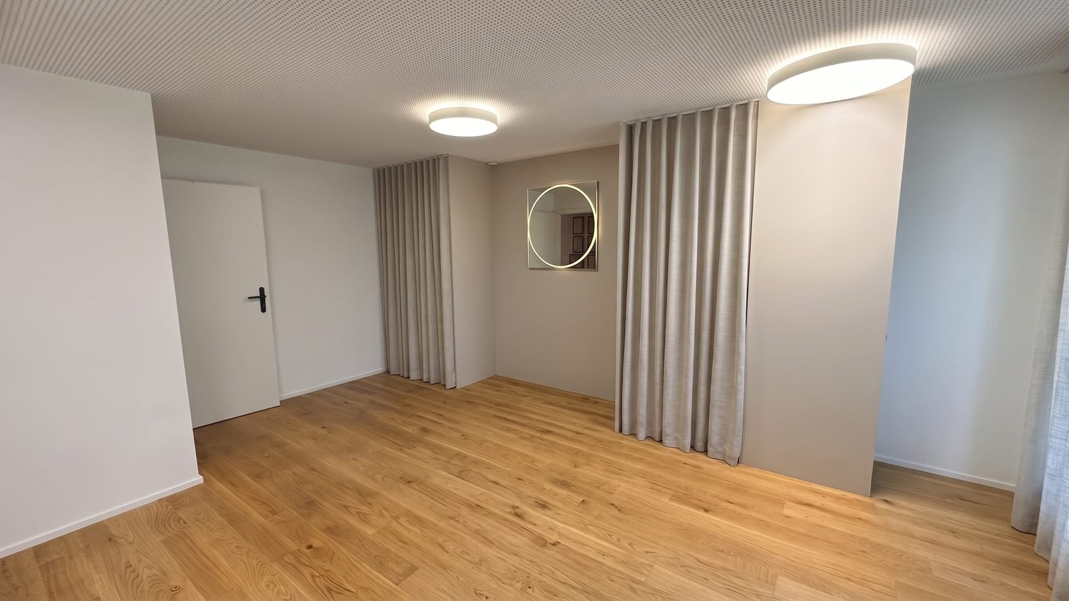111m² commercial