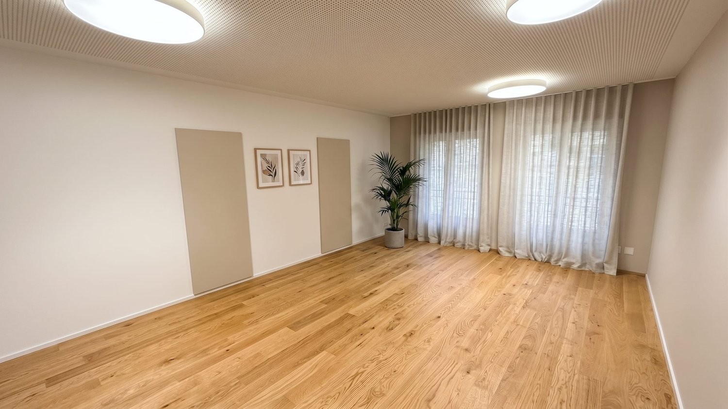 111m² commercial