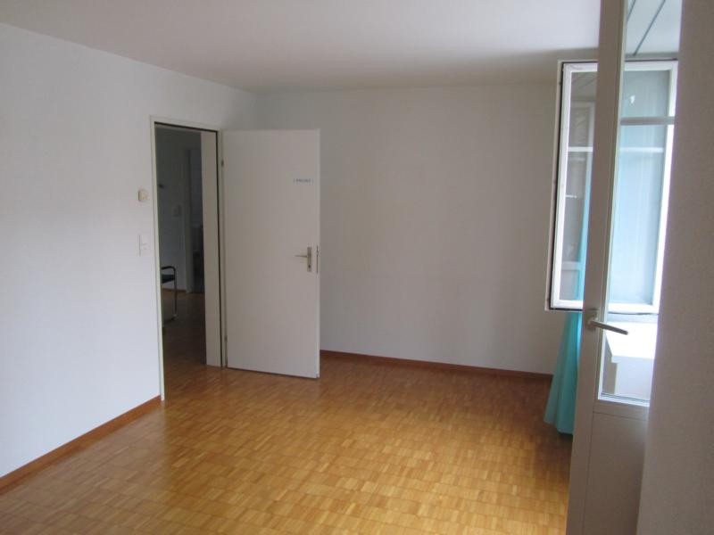 Commercial, Foto 4 von 6