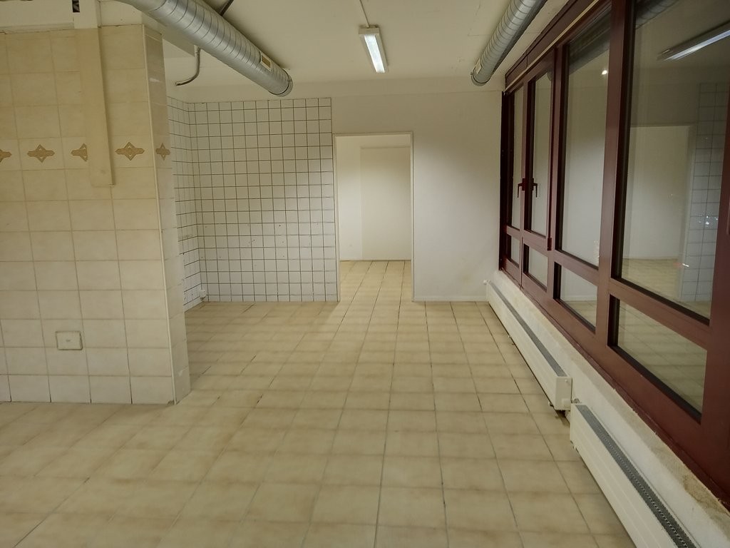 245m² Büro, Foto 10 von 10