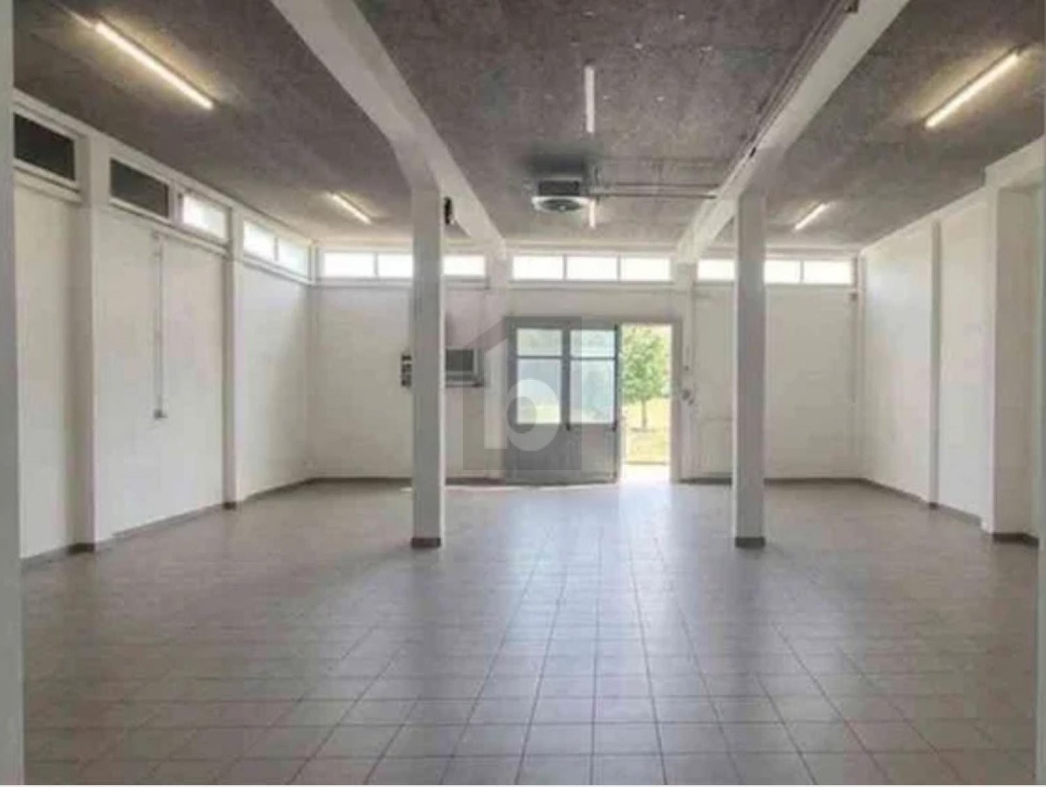 145m² Lagerraum, Foto 4 von 4