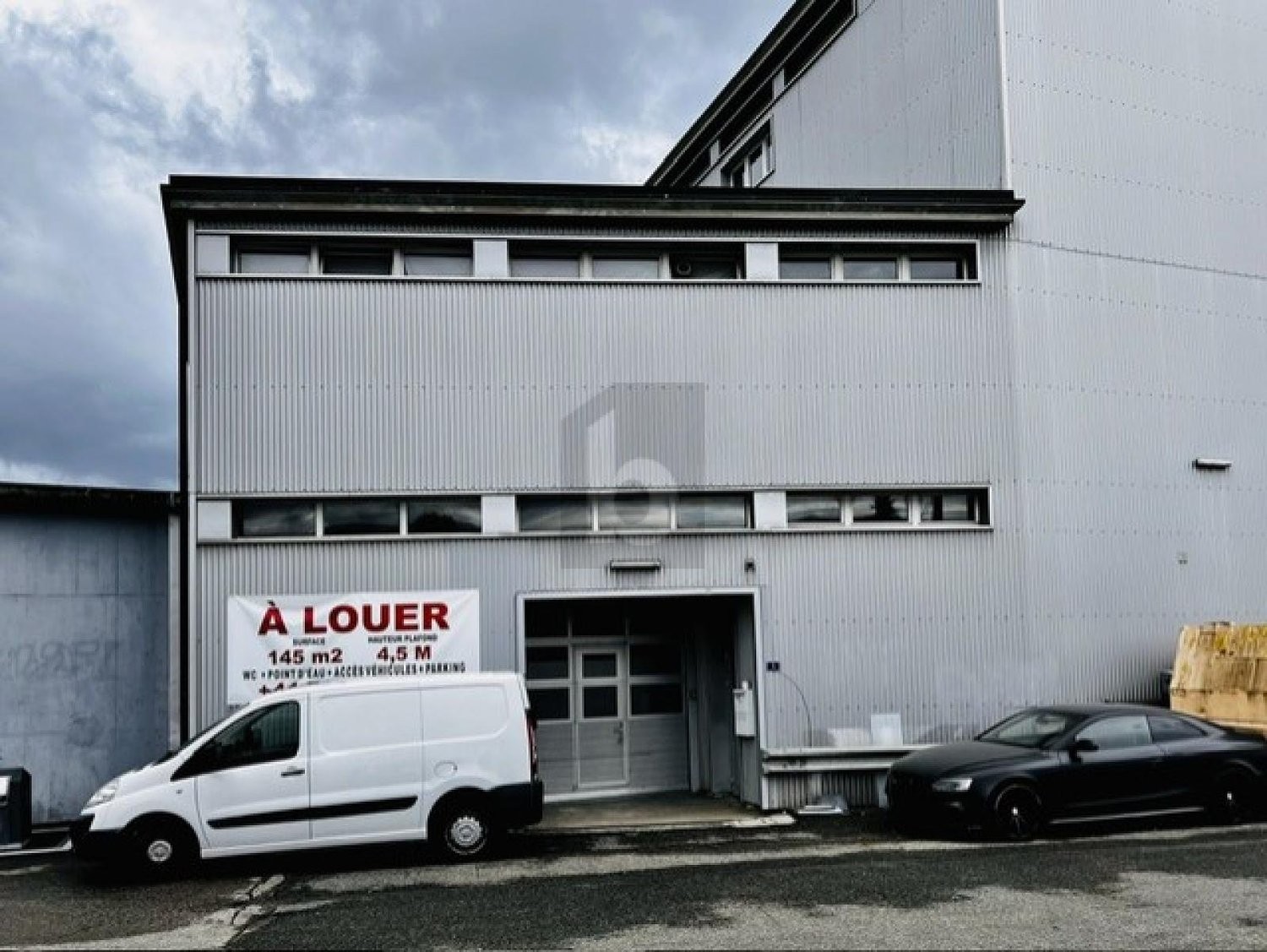 145m² Lagerraum, Foto 2 von 4