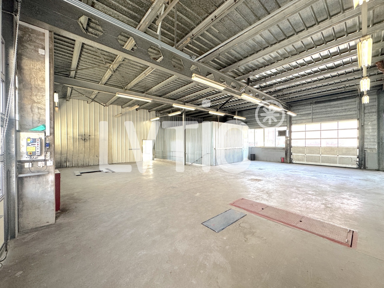725m² Industrieobjekt