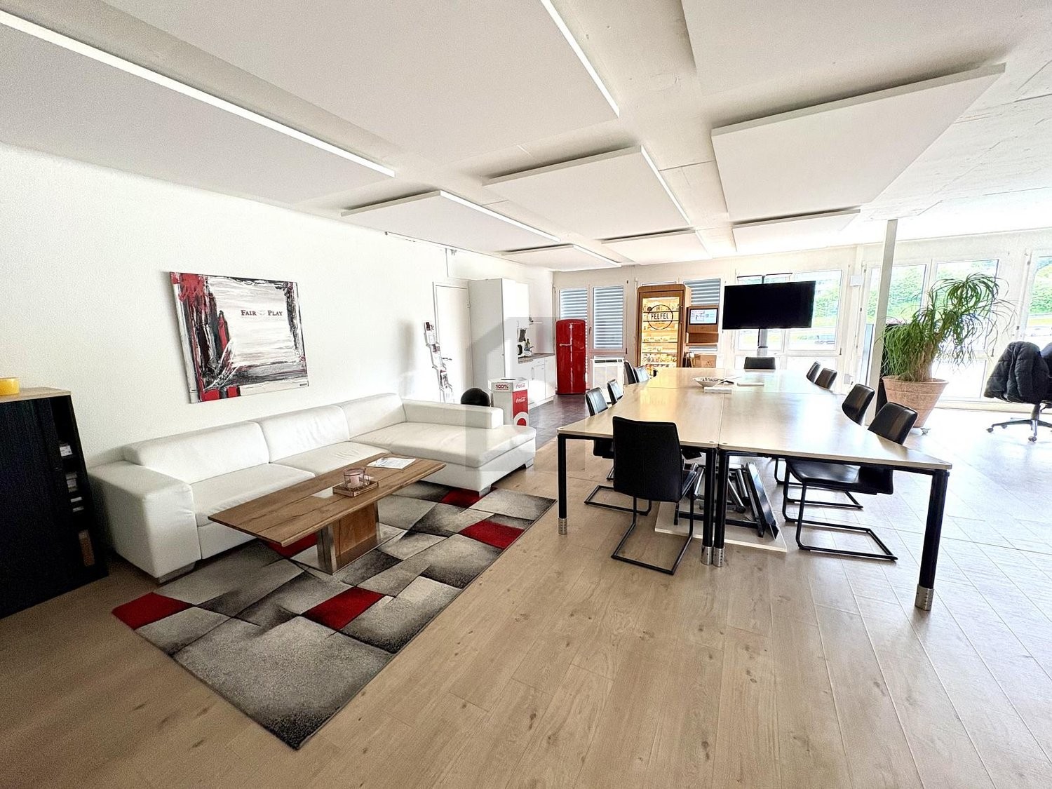 160m² ufficio, foto 2 di 4