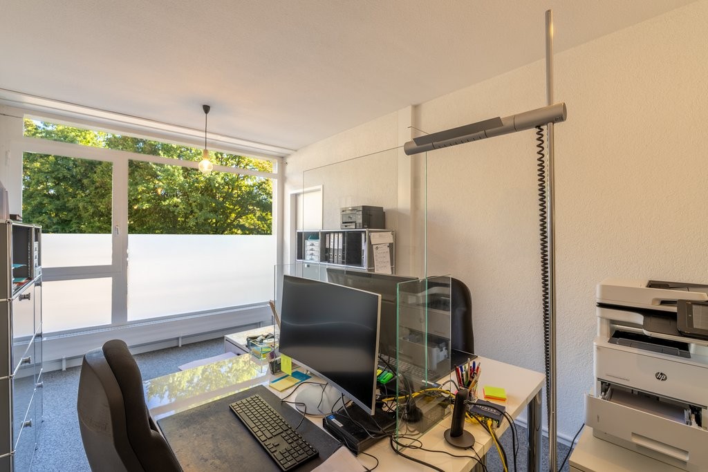 65m² bureau, photo 1 sur 10