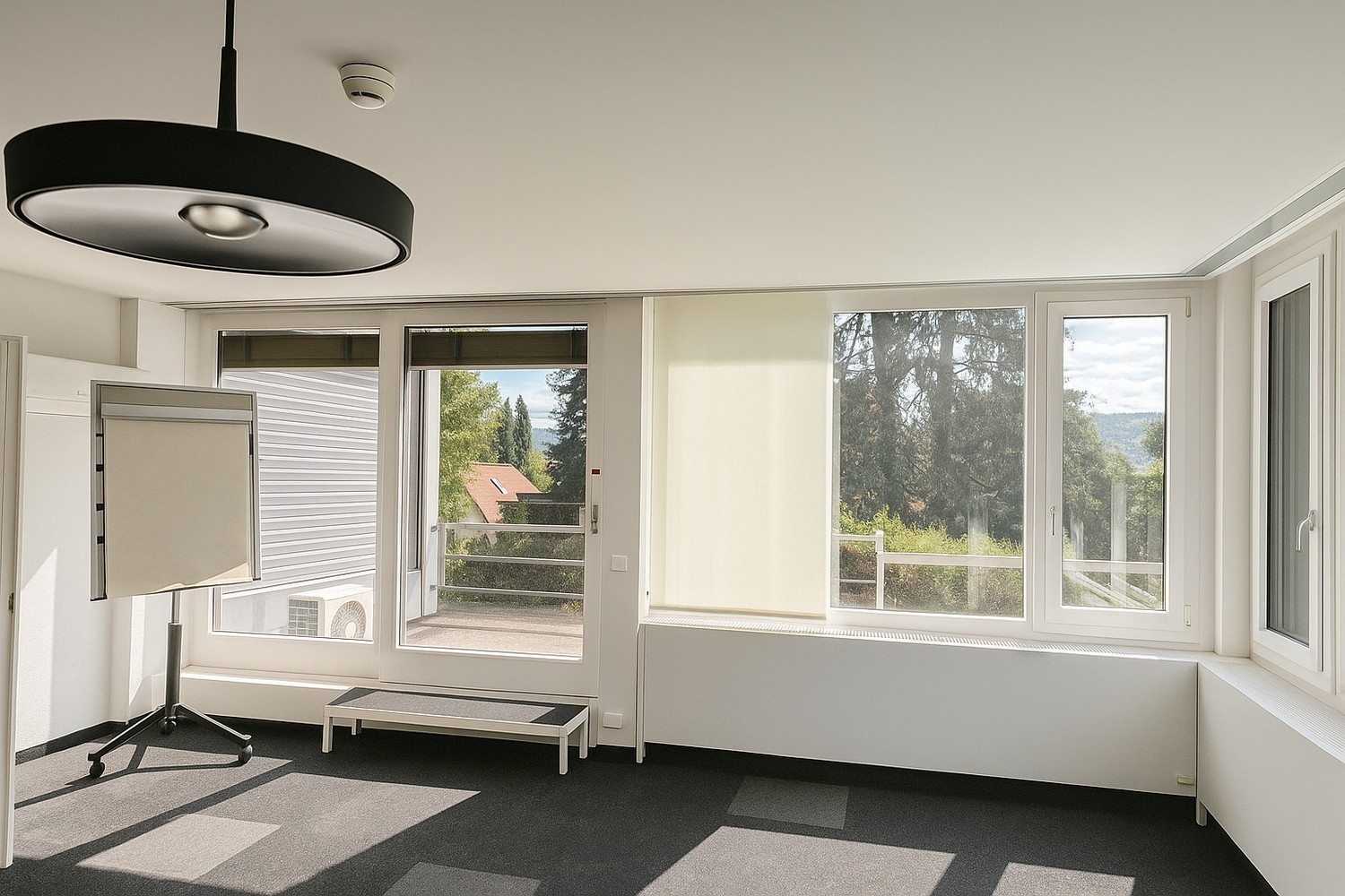 1807m² office