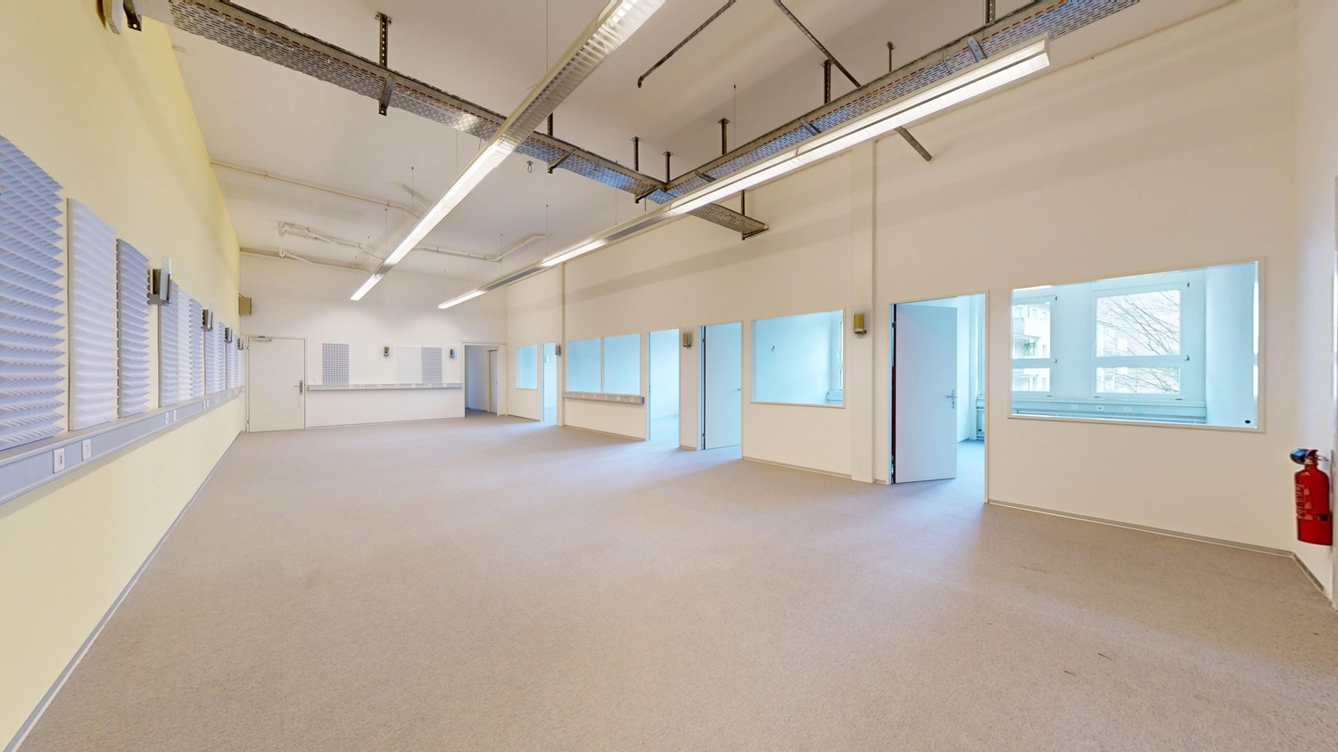 235m² commercial, Foto 2 von 7