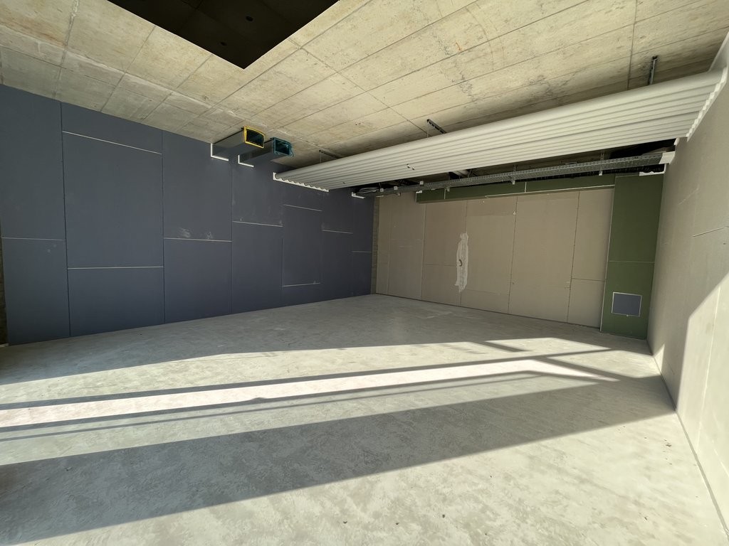 56m² commercial