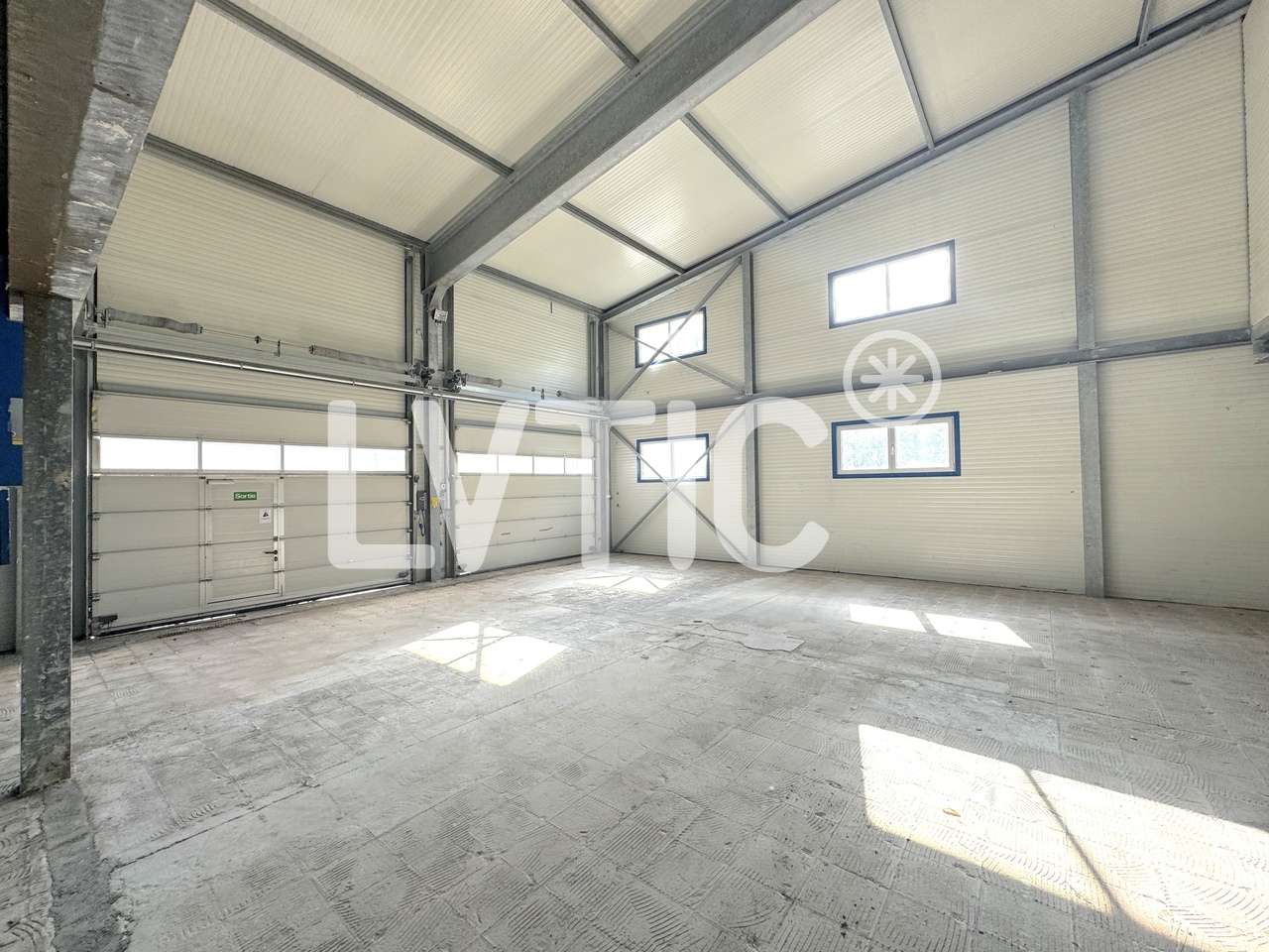 2200m² Industrieobjekt