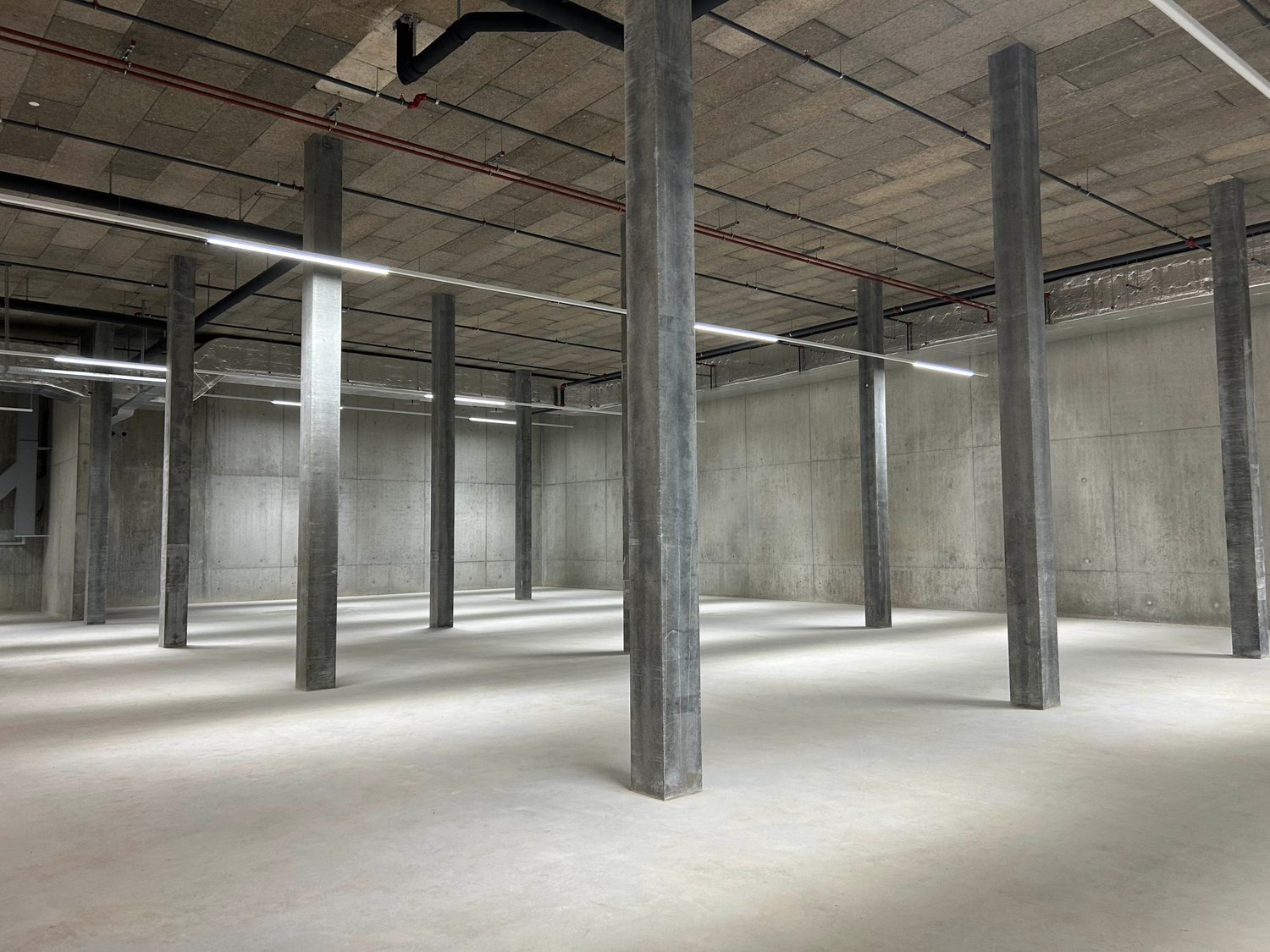 306m² industrial object