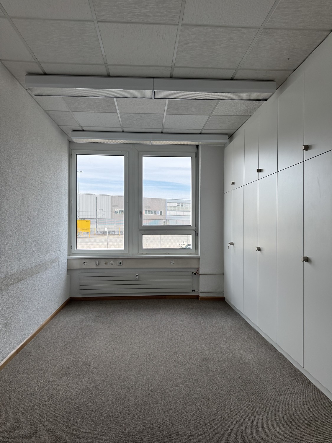 703m² office, Foto 6 von 10
