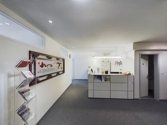 98m² office