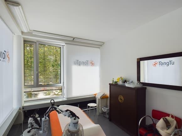 98m² office
