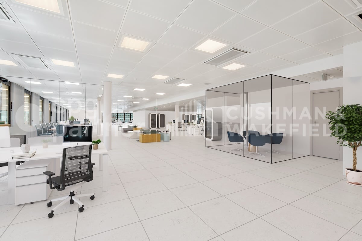 2480m² Büro