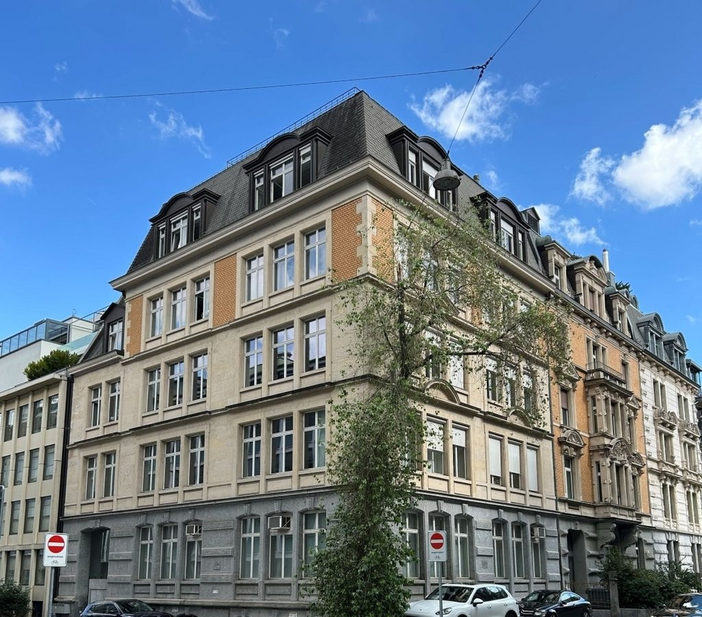 ufficio di 206m², foto 2 di 8