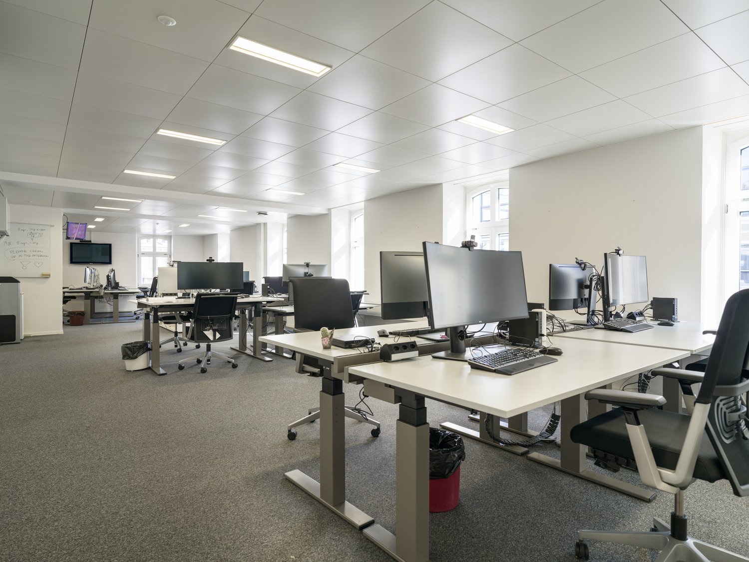 230m² office, Foto 6 von 10