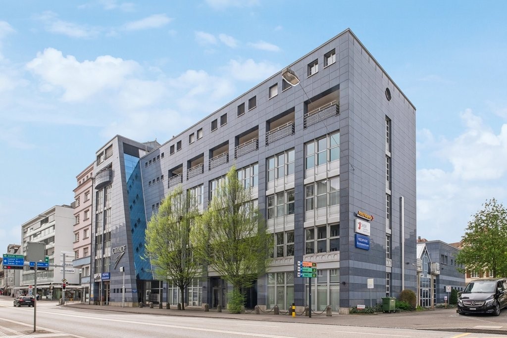 112m² office