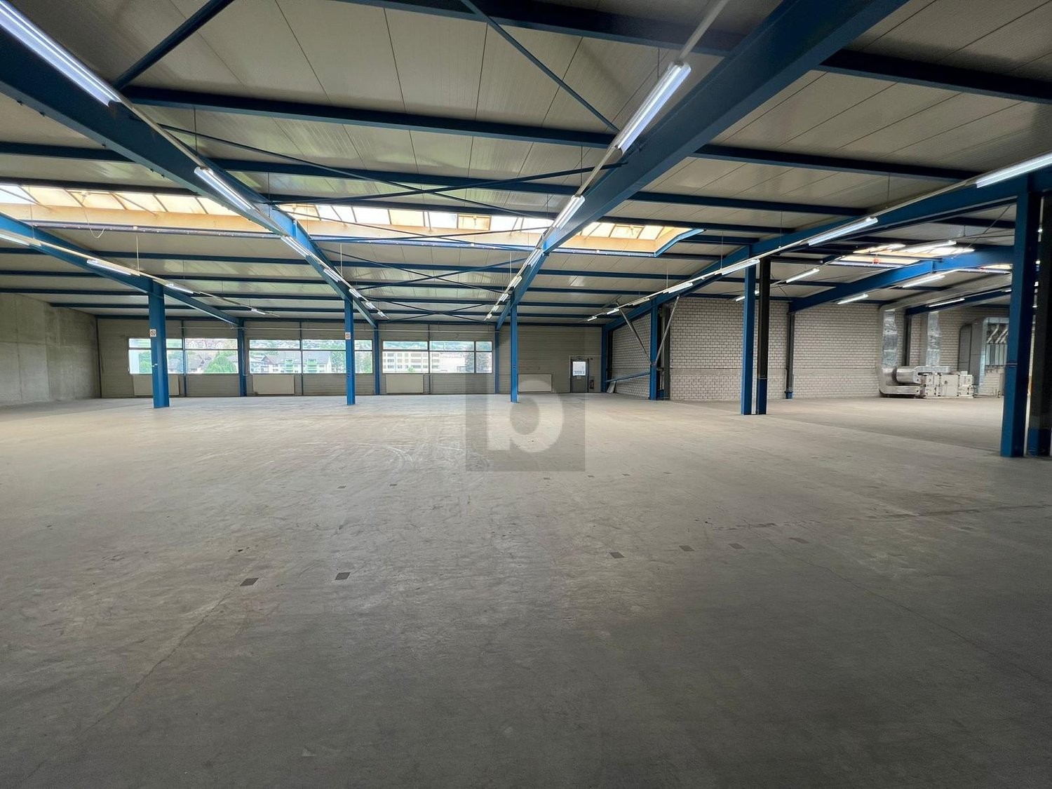 2000m² storage room, Foto 3 von 4