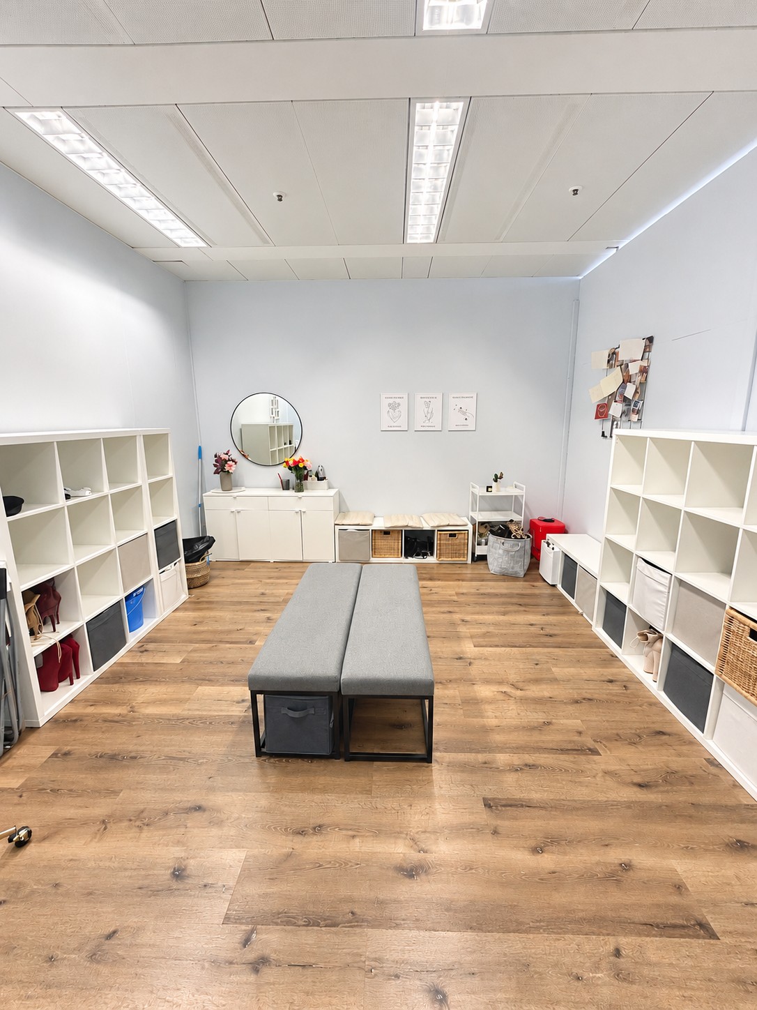 137m² commercial