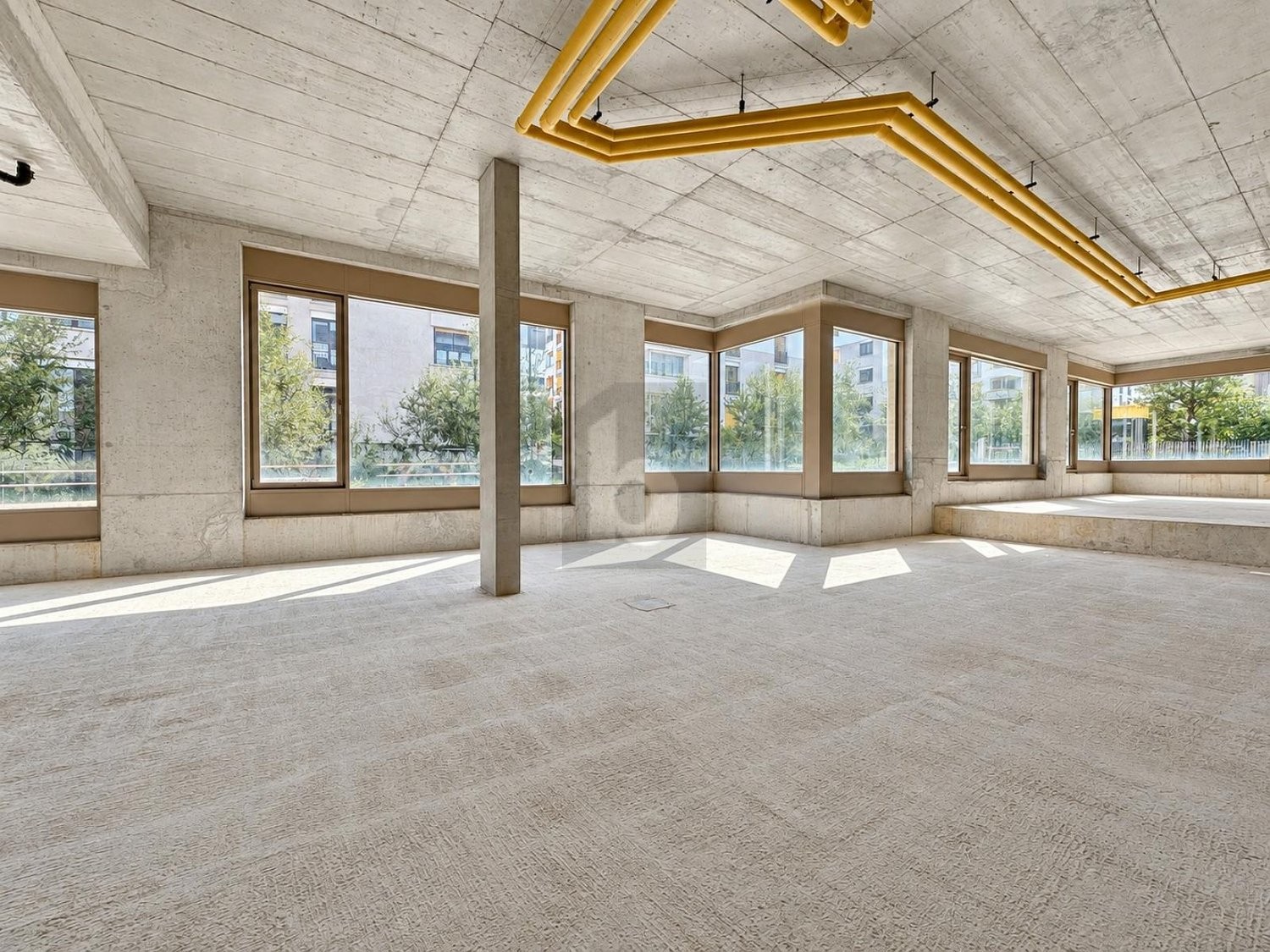 190m² shop, photo 4 sur 4