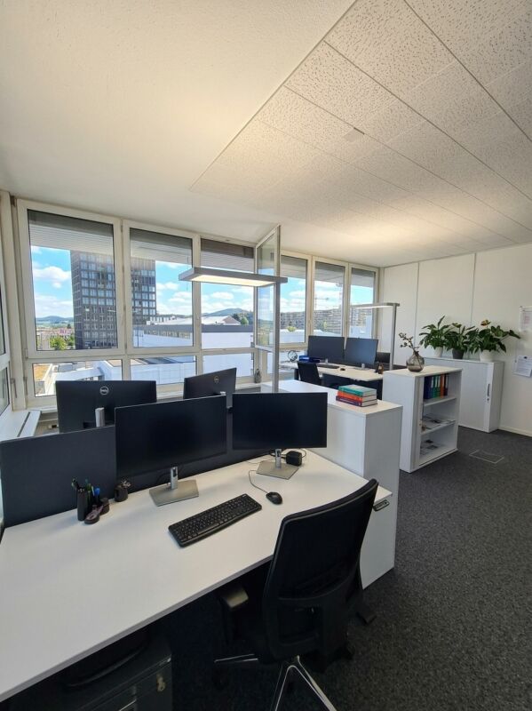 388m² commercial