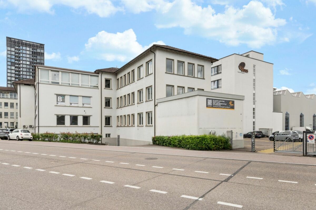 388m² commercial