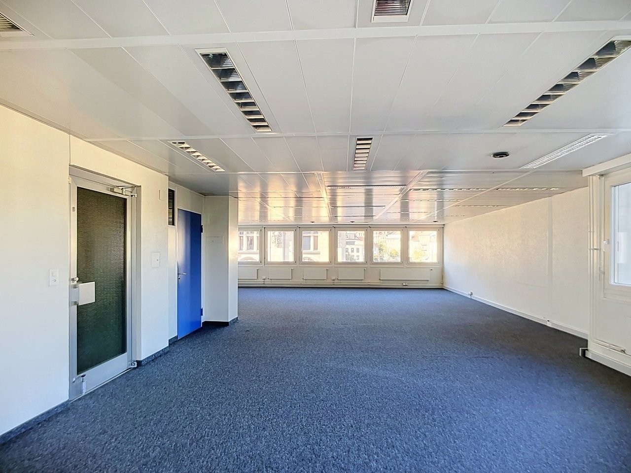 70m² Büro, Foto 1 von 10