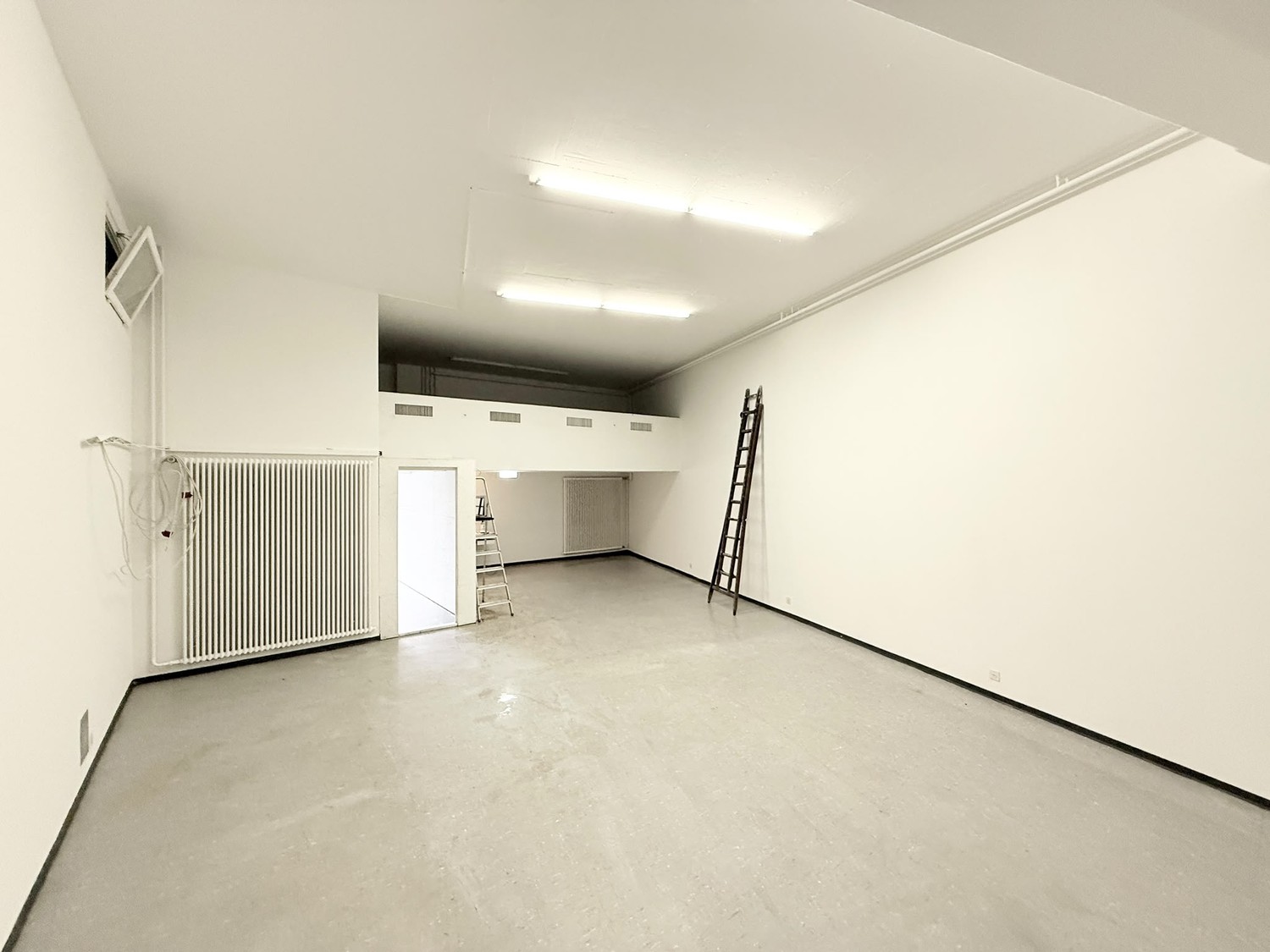 92m² commercial, Foto 3 von 6