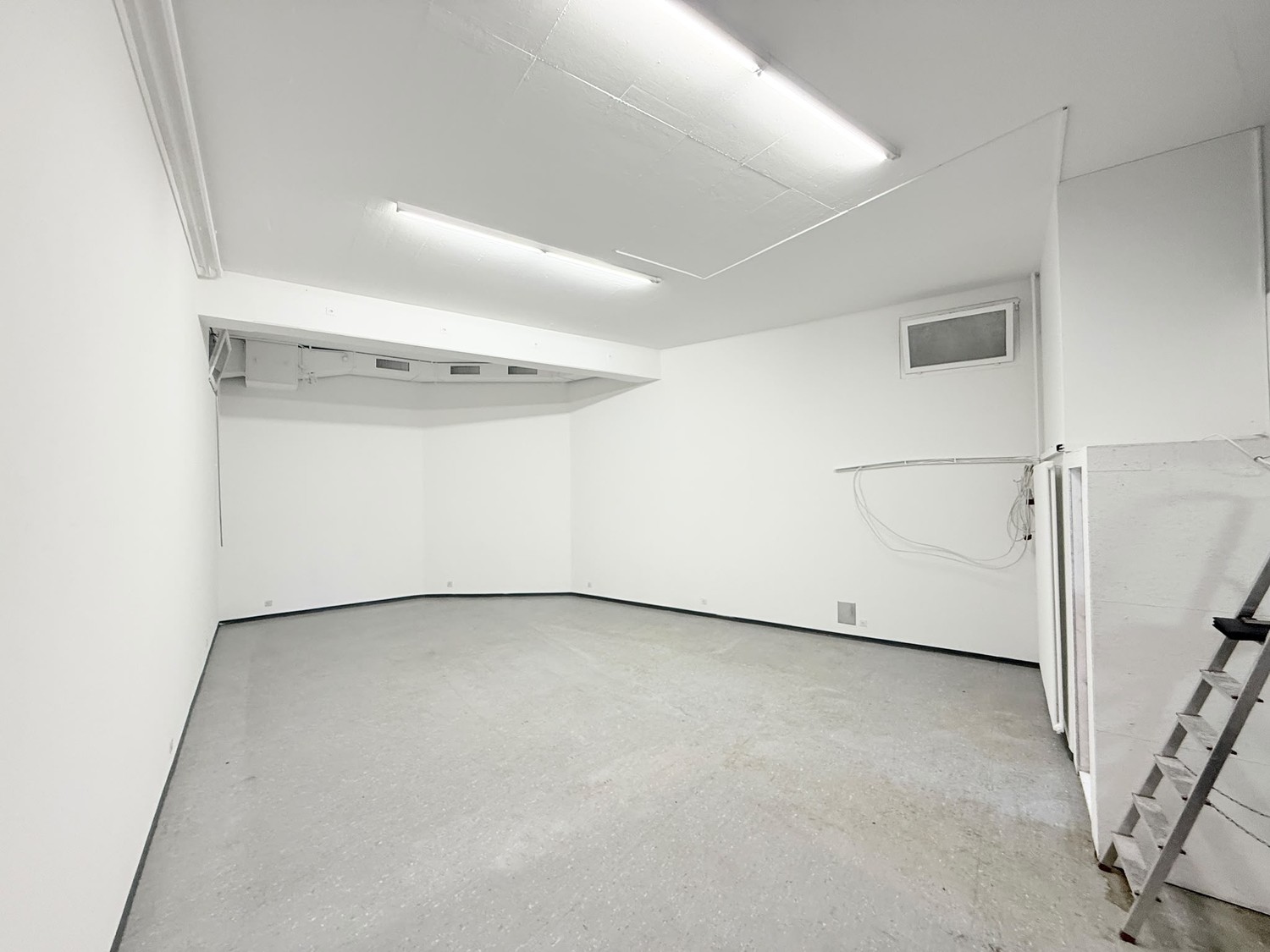 92m² commercial, Foto 2 von 6