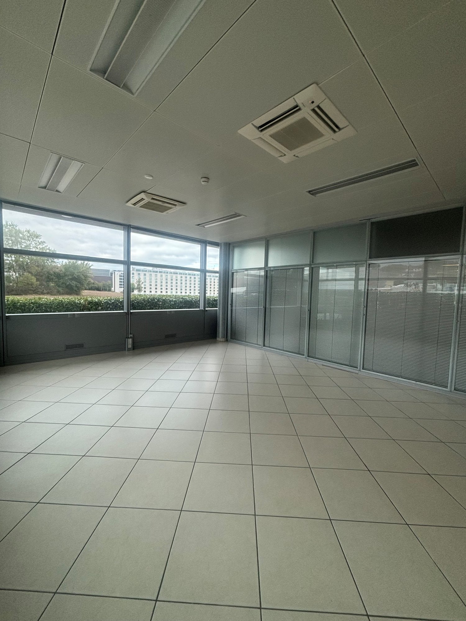 24m² Büro, Foto 1 von 2